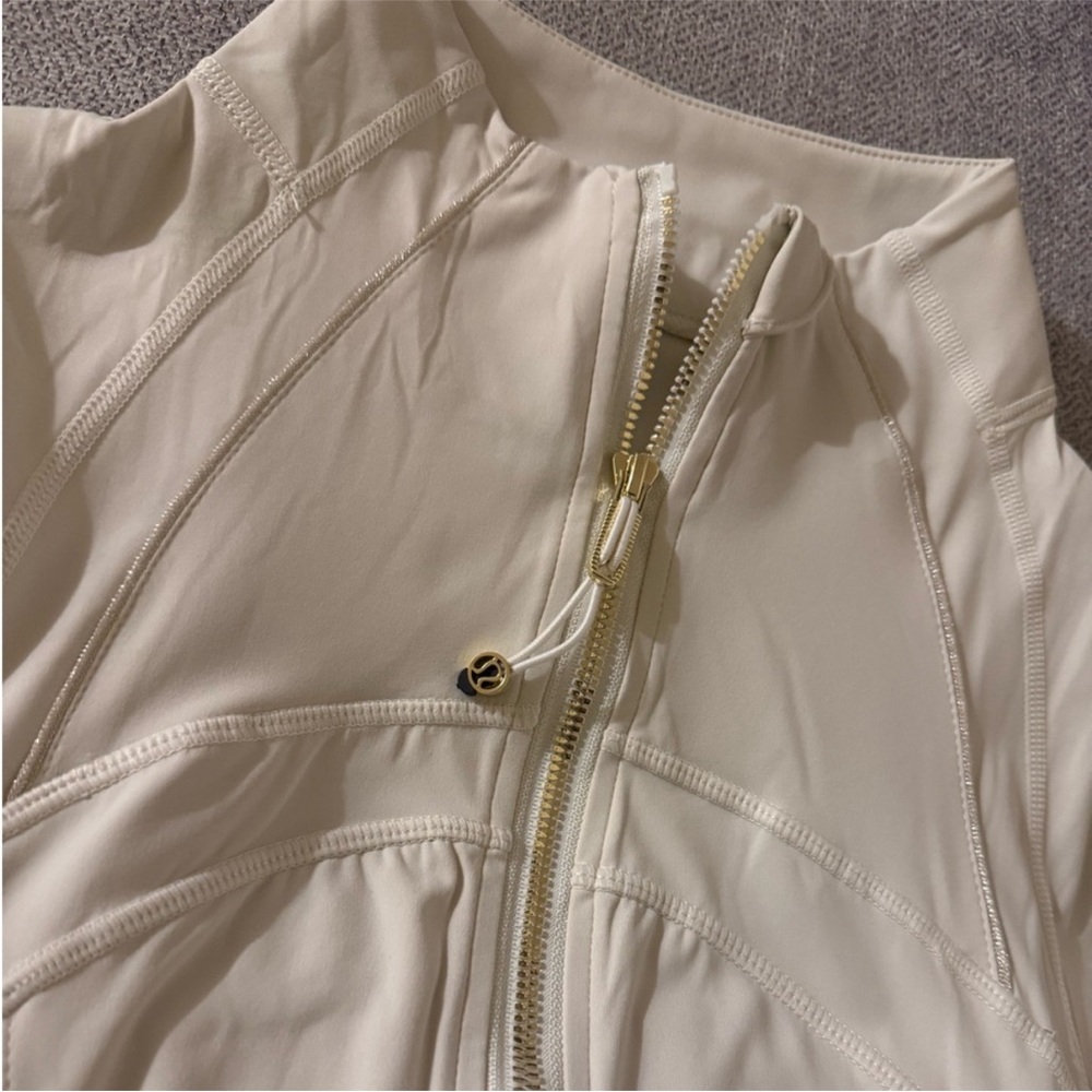 Lululemon Define Jacket - Picture 3 of 3